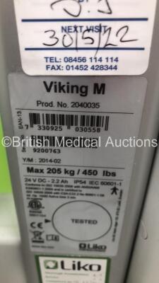 1 x Liko Viking M Elecrtic Patient Hoist with Battery and Controller (No Power) and 1 x Arjo MaxiMove Electric Patient Hoist with Battery and Controller (Powers Up) *S/N 25972* - 4