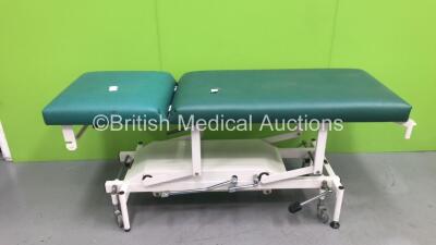 Nesbit Evans Patient Examination Couch (Hydraulics Tested Working) *FS0207408*