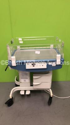 Drager Babytherm 8000 Infant Incubator (Powers Up - Missing Button)