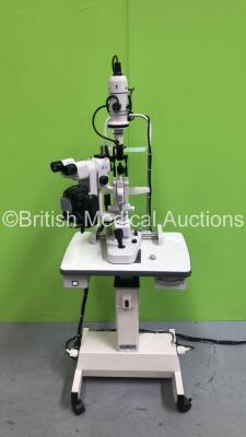 TopCon SL-8Z Slit lamp with 2 x 12,5x Eyepieces, Nikon D1X Digital Camera on Motorized Table (Powers Up) *S/N 1809064*