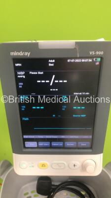 2 x Mindray VS-900 Vital Signs Monitors (Both Power Up) *S/N FV-11045103 / FV-76017160* - 2