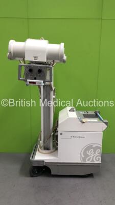 GE AMX 4 Plus-IEC Mobile X-Ray Model 2275938 (Power Up with Key - Key Included) *S/N 1005950WK9* **Mfd 01/2006*