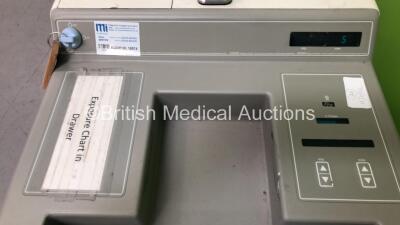 GE AMX 4 Plus-IEC Mobile X-Ray Model 2275938 (Power Up with Key - Key Included) *S/N 1019387WK8* **Mfd 01/2009* - 3