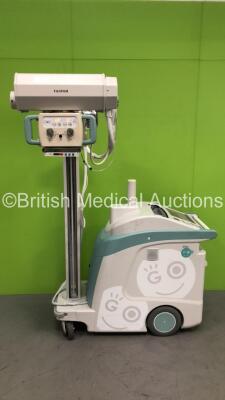 FujiFilm FCR GO 2 Portable Digital X-Ray System Model FCR-MB 201 (Powers Up with Key - Key Included) *S/N 07230028* **Mfd 2010**