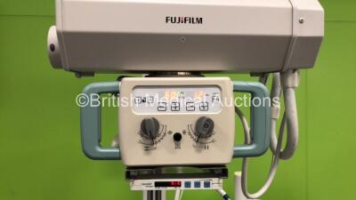 FujiFilm FCR GO 2 Portable Digital X-Ray System Model FCR-MB 201 (Powers Up with Key - Key Included) *S/N 07230028* **Mfd 2010** - 2