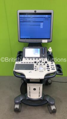 GE Logiq S8 Flat Screen Ultrasound Scanner Ref 5418099 Software Version R1.5.4 *Mfd July 2012* (Powers Up) *188122SUG*