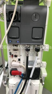 Maquet Servo U Ventilator Ref 6694800 System Version 4.2 System Software Version 4.2.0.6f6f03fb - Total Operating Time 60793 Hours Total Ventilator Hours 23299 with Hoses (Powers Up) *S/N 20181 * - 5