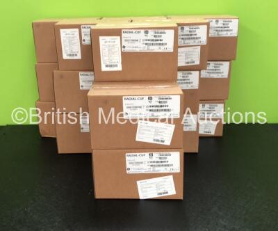 Job Lot of 20 x Boxes of 20 GE Radial-Cuf Ref - SFT-F1-2A Adult Forearm BP Cuffs (400 Cuffs in Total, Unused in Box)