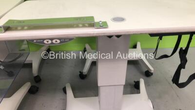 4 x Electric Ophthalmic Tables *S/N 20150027312417 / 2010027309148 / 2009007607967 / 20110027309930 * *FOR EXPORT OUT OF THE UK ONLY* - 2