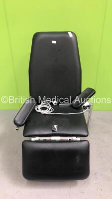 Medi Plinth Electric 3 Way Patient Examination Couch (Unable to Test Due to No Controller - Rips in Cushions)