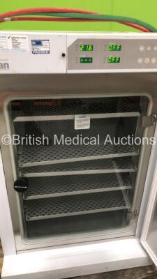 Jouan IG 750 Water Jacketed CO2 Incubator (Powers Up) - 3