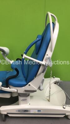 BorCad PPA-AB36 Birthing Bed with Controller, Stirrups and Attachments (Powers Up - Damage to Plastic Trim - See Pictures) - 4