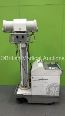 GE AMX 4 Plus IEC Mobile X-Ray Model No 2275938-2 (Powers Up with Donor Key - Key Not Included) *S/N 959806WK1* **Mfd 01/2001** ***RH***