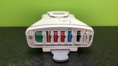 GE Dinamap Ref- 2016793-002 Patient Data Module Including ECG, Temp/CO, P1/P3, P2/P4, SpO2 and NIBP Options with 1 x Battery *Mfd 2014* (Powers Up) **SN SA314473330GA**