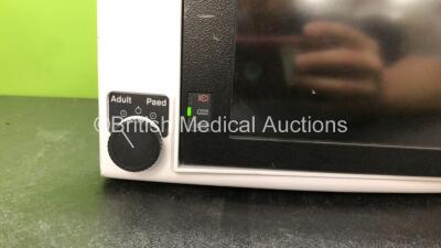 Blease 8500 Anaesthesia Ventilator (Powers Up with Blank Screen-See Photo) - 2