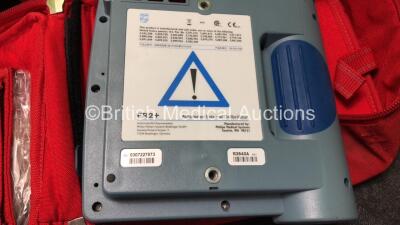 2 x Laerdal Heartstart FR2+ Defibrillators with 4 x Philips M3863A Batteries *Install Dates 07-2021, 11-2023, 12-2015, 04-2020* In 2 x Carry Bags (Both Power Up and Pass Self Tests) *SN 0307227573, 0207226092* - 5