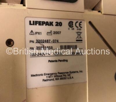 Medtronic Lifepak 20 Defibrillator / Monitor Including ECG and Printer Options and 1 x 4 Lead ECG Lead (Powers Up) - 4