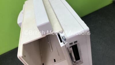 Datex Ohmeda S5 Patient Monitor (Powers Up with Damage and Missing Dial-See Photos) - 4