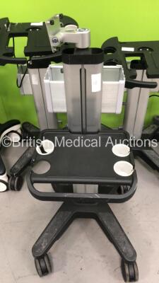 1 x GE SG Mobile Cart, 1 x SonoSite V-Universal Stand, 1 x SonoSite H-Universal Stand and 2 x SonoSite Edge Stands *S/N WK18F5 / WK2PZ2 / WK18KK / 5720863* - 2