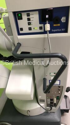 Zeiss OPMI NEURO Triple Operated Surgical Microscope with 3 x Zeiss f170 Binoculars, 6 x 10x Eyepieces, Zeiss Varioskop Lens, Zeiss Superlux 301 Light Source on Zeiss NC 4 Stand (Powers Up with Clear View) - 10