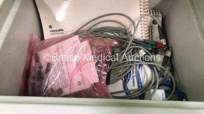 GE Marquette MAC 5000 ECG Machine on Stand with 10 Lead ECG Leads (Powers Up) *S/N FS20100600260* - 4