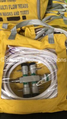 Large Quantity of Oxygen Hoses and Multi Flow Valves In Carry Bags - 4