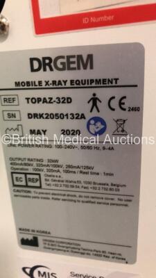 DRGEM Topaz-32D Mobile X-Ray with DRGEM Wireless Digital Flat Panel Detector Model Mano4336W (Powers Up with Key - Key Included - Damage to Machine - See Pictures) *S/N DRK2050132A* **Mfd 05/2020** - 7