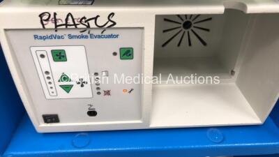 Covidien ForceTriad Electrosurgical /Diathermy Unit Software Version 3.60 *Mfd 2015-04* on Stand with 2 x Footswitches and RapidVac Smoke Evacuator (Powers Up) *SN T5D45817EX* - 4