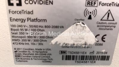 Covidien ForceTriad Electrosurgical /Diathermy Unit Software Version 3.60 *Mfd 2015-04* on Stand with Footswitch and 2 x RapidVac Smoke Evacuators (Powers Up) *SN T5D45811EX* - 7