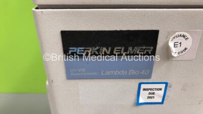 Perkin Elmer Lambda Bio 40 UV/VIS Spectrometer (Powers Up) - 2