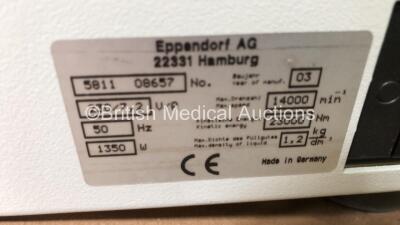 eppendorf 5810 R Centrifuge (Powers Up) - 4