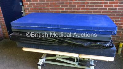 Plinth Co Bariatric Patient Examination Couch with 3 x Hospital Bed Mattresses and 1 x Patient Trolley Mattress (Unable to Test Due to Cut Power Supply) - 3