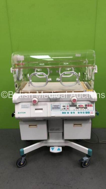 Atom V-2100g Baby Incubator with Mattress (Powers Up)