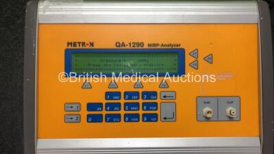 Metron QA-1290 NIBP Analyzer Unit Boot Software Version 2.01 in Carry Case (Powers Up, Missing 1 x Foot - See Photos) - 4