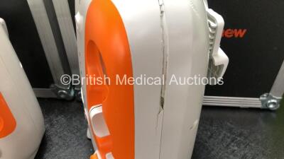 2 x Smith & Nephew Renasys EZ Max Negative Pressure Wound Therapy Units *Mfd 2017 / 2017* and 2 x Cases (Both Power Up, 1 x Damage to Casing, 1 x Missing Cup Holder - See Photos) - 4