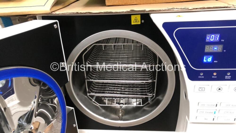 MDS Medical LFSS23BC Steam Sterilizer (Powers Up) * Mfd 2018