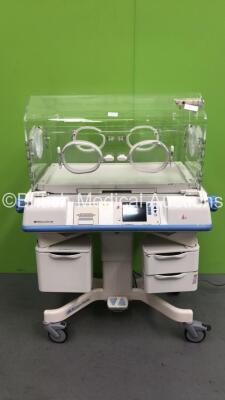 Hill-Rom Air Shields Isolette C2000 Infant Incubator Software Version 2.06 (Powers Up) *S/N YS08805*