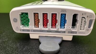 GE B450 Carescape Patient Monitor *Mfd 2015* (Powers Up with Damaged Casing, Missing Light Cover - See Photos) Including 1 x GE 2016793-002 Patient Data Module with ECG, Temp/CO, P1/P3, P2/P4, SpO2 and NIBP Options *Mfd 2013* (Missing Battery Cover - See - 6