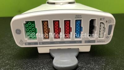 GE B450 Carescape Patient Monitor *Mfd 2015* (Powers Up with Damaged Casing, Missing Light Cover - See Photos) Including 1 x GE 2016793-002 Patient Data Module with ECG, Temp/CO, P1/P3, P2/P4, SpO2 and NIBP Options *Mfd 2015* (Missing Battery Cover - See - 5