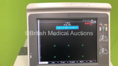 GE MAC 5500 HD ECG Machine on Stand (Powers Up) *S/N SGM12313265PA** - 3