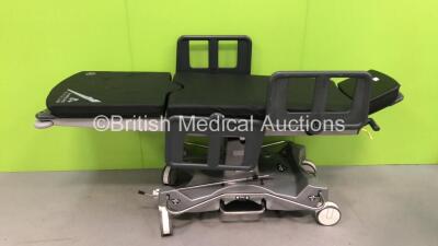 Anetic Aid QA4 Hydraulic Surgery Trolley with Cushions (Hydraulics Tested Working)