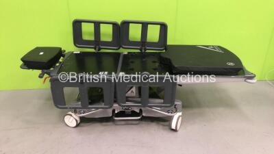 Anetic Aid QA4 Hydraulic Surgery Trolley with 2 x Cushions (Hydraulics Tested Working)