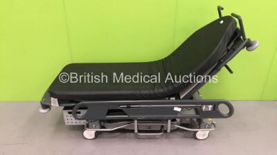 Anetic Aid QA3 Hydraulic Surgery Trolley with 2 x Cushions (Hydraulics Tested Working)