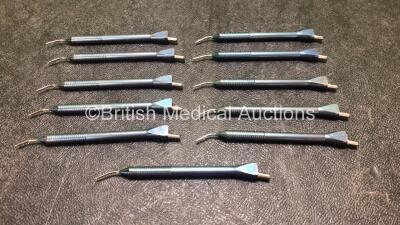 11 x Alcon Ref 8176 Handpieces *SN 596286, 599456, 597013, 595371, 597013, 597013, 597013, 599456, 595371, 790796, 595371*