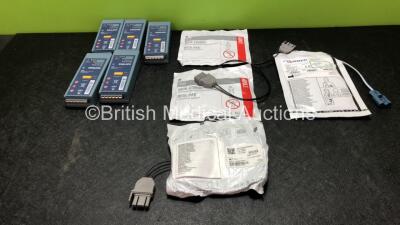 Mixed Lot Including 5 x Philips M3863A Batteries *All Untested* 4 x Defibrillator Pads *All Out Of Date*