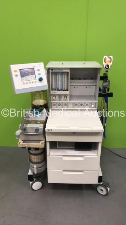 Datex-Ohmeda Aestiva/5 Anaesthesia Machine with Datex-Ohmeda 7100 Ventilator Software Version 1.4 with Bellows, Absorber and Hoses (Powers Up) *S/N AMVJ00424*