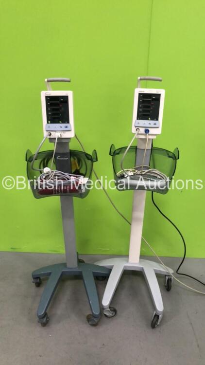 2 x Mindray Datascope Duo Patient Monitors with 2 x NIBP Hoses and 2 x SpO2 Finger Sensors (Both Power) *S* *SN MD09594A9- MD14152LO*