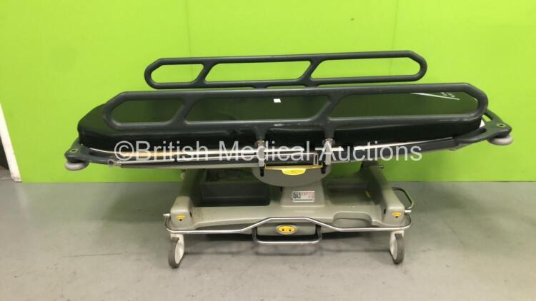 Anetic Aid QA3 Hydraulic Surgery Trolley with Cushions (Hydraulics Tested Working) *SN