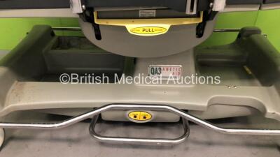 Anetic Aid QA3 Hydraulic Surgery Trolley with Cushions (Hydraulics Tested Working) *SN - 2