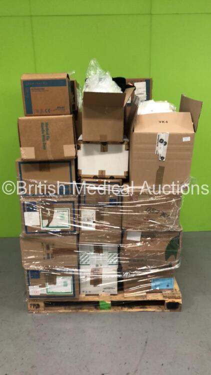 Pallet of Mixed Consumables Including KCI 1000ml Canisters, Swann Morton Stainless Steel Surgical Skin Graft Knife Blades and AMI More Cell Safe (Out of Date)